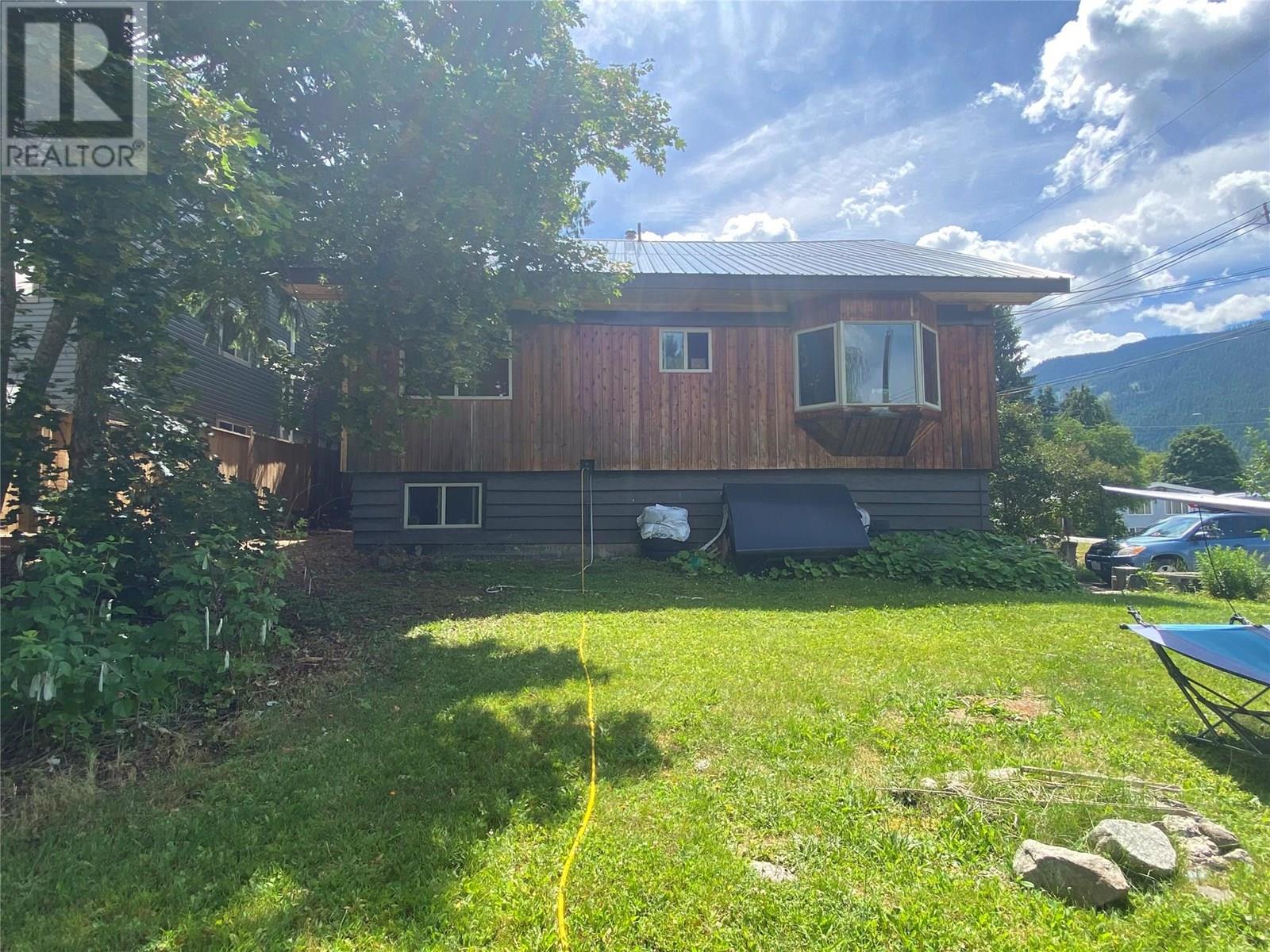 Photo 29 of 301 Hart Street, Nelson BC