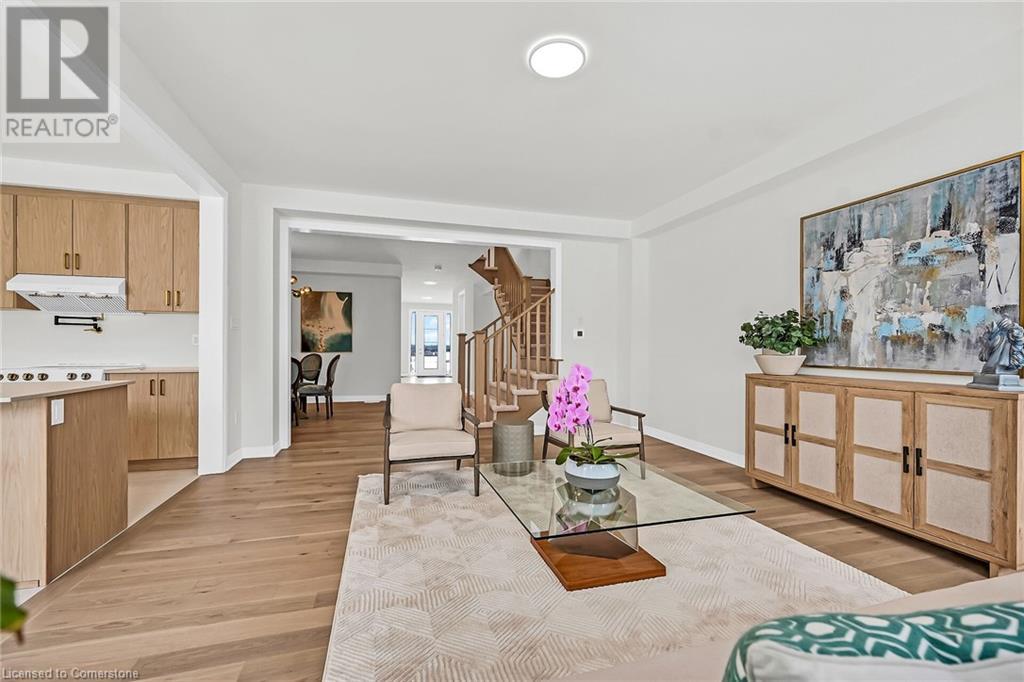 Photo 23 of 55 Teskey Crescent, Hamilton ON