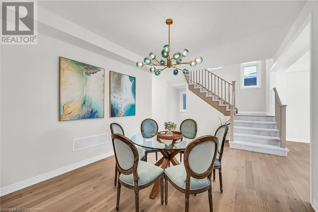 Photo 17 of 55 Teskey Crescent, Hamilton ON