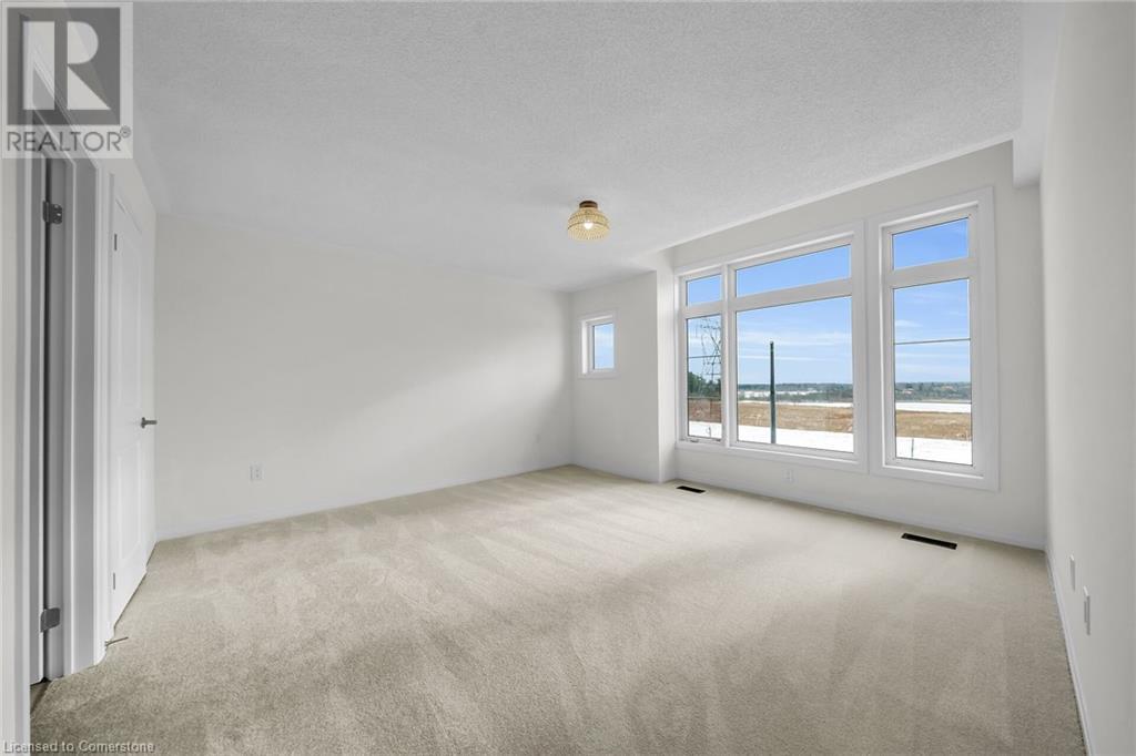 Photo 37 of 55 Teskey Crescent, Hamilton ON