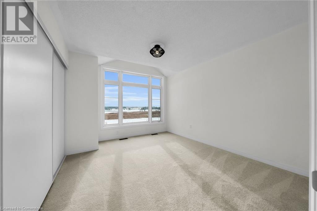 Photo 39 of 55 Teskey Crescent, Hamilton ON