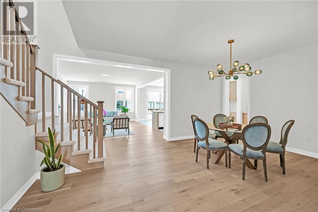 Photo 15 of 55 Teskey Crescent, Hamilton ON