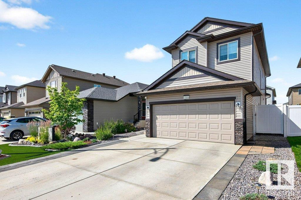 Photo 60 of 17096 46 St Nw, Edmonton AB