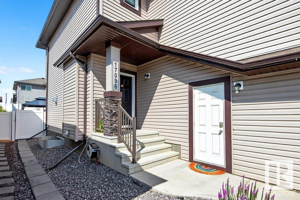 Photo 54 of 17096 46 St Nw, Edmonton AB