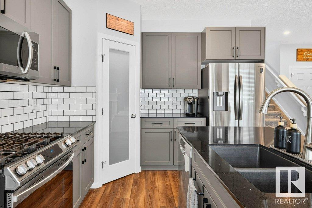 Photo 33 of 17096 46 St Nw, Edmonton AB