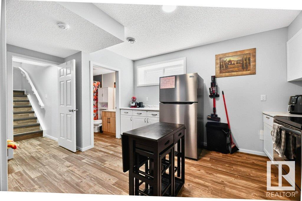 Photo 22 of 17096 46 St Nw, Edmonton AB