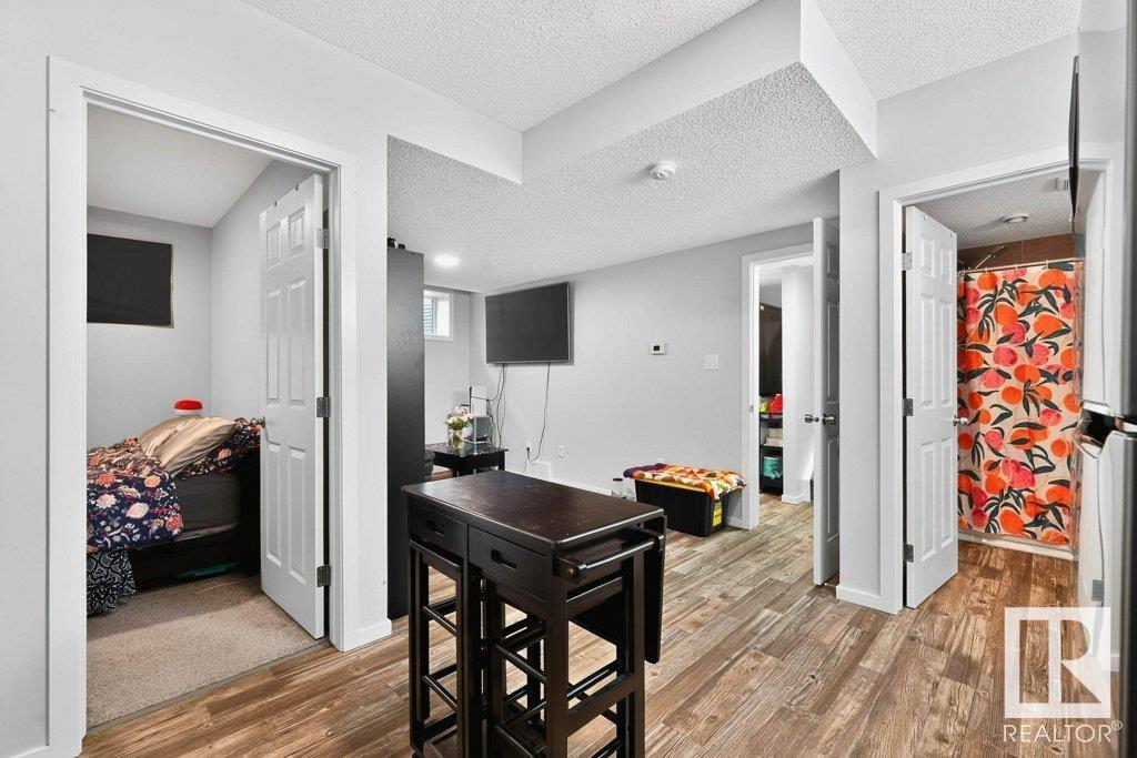 Photo 42 of 17096 46 St Nw, Edmonton AB