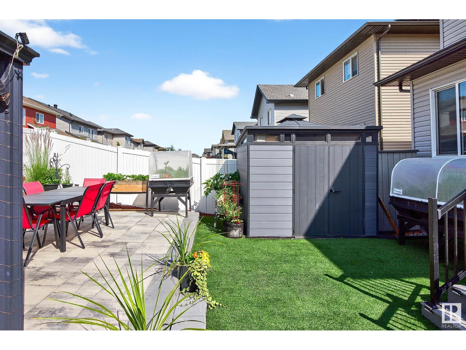 Photo 26 of 17096 46 St Nw, Edmonton AB