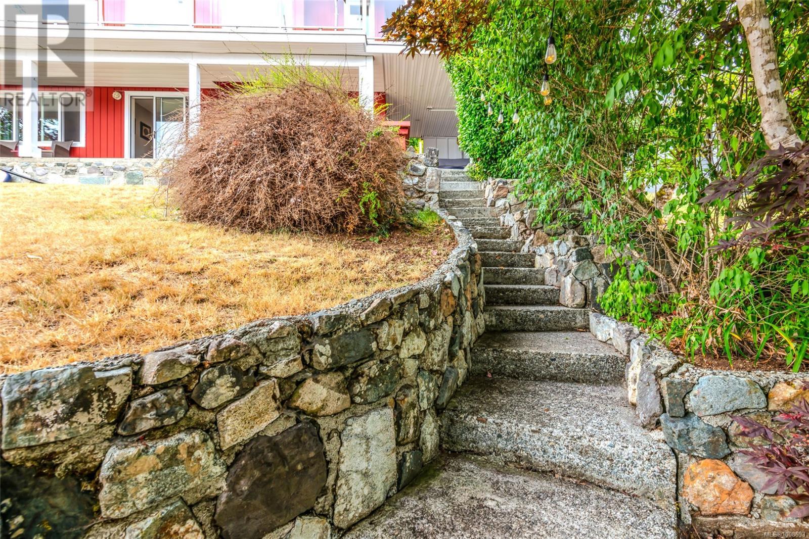 10135 Klitsa Dr, Port Alberni