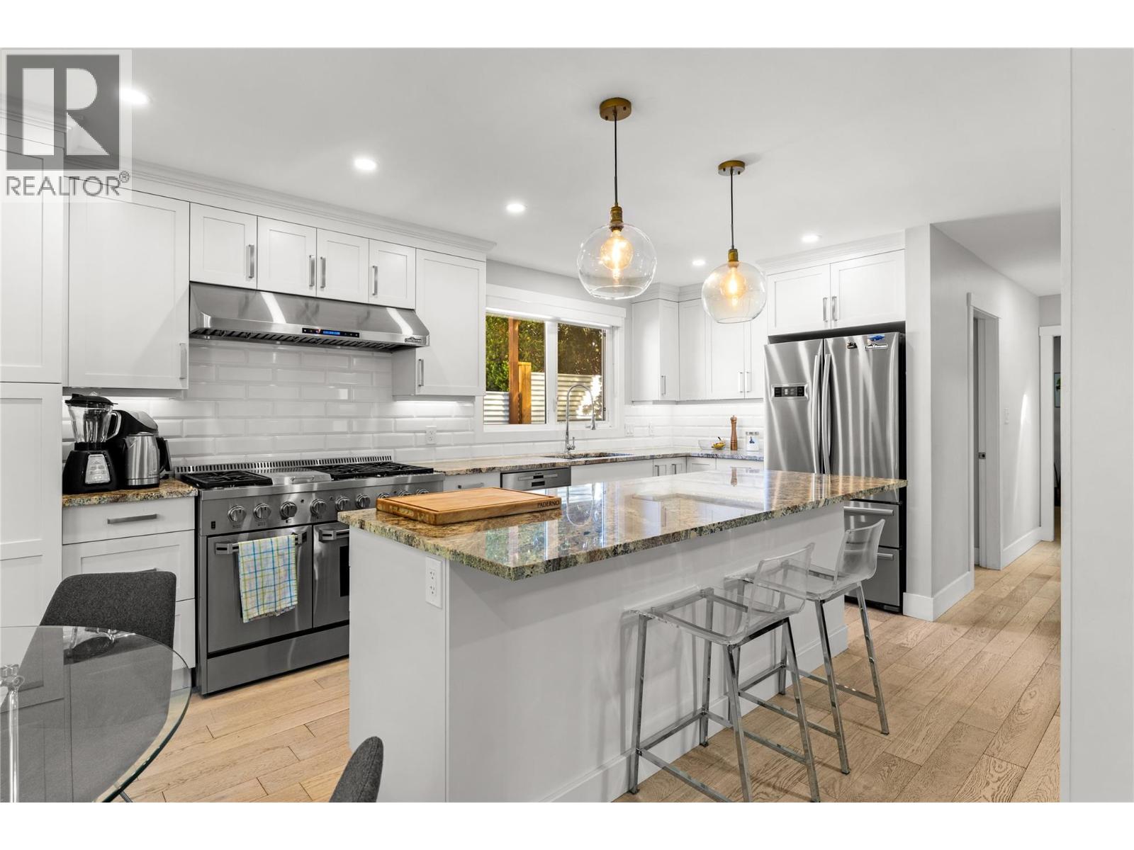  624 Armour Crescent, Kelowna