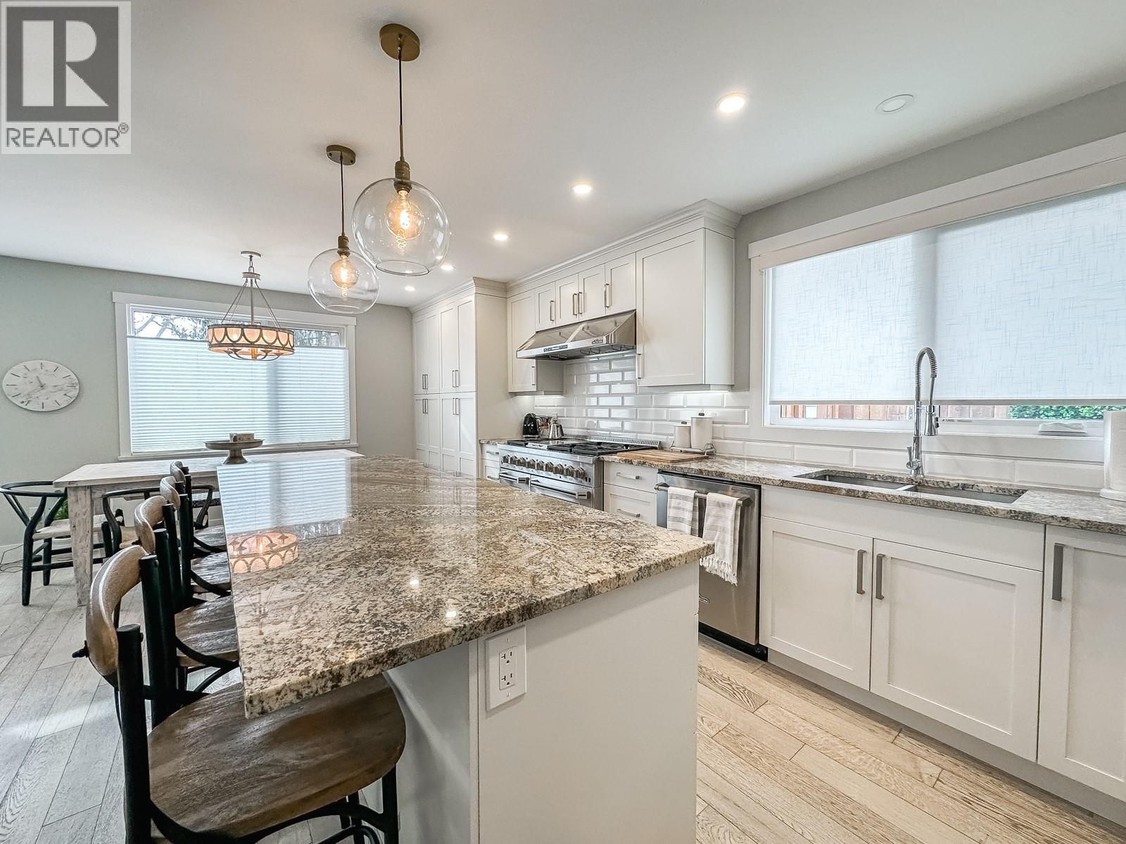  624 Armour Crescent, Kelowna
