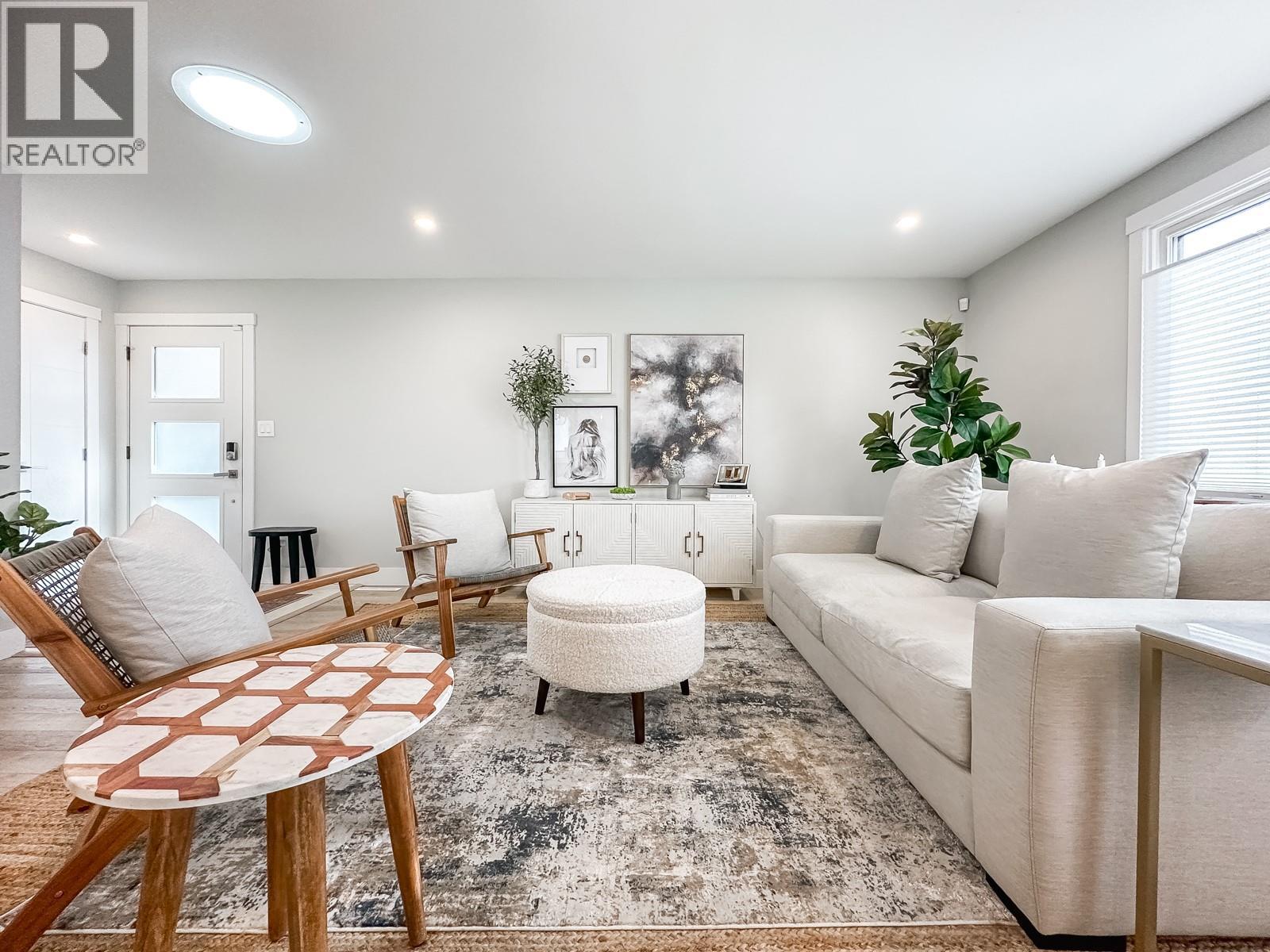  624 Armour Crescent, Kelowna