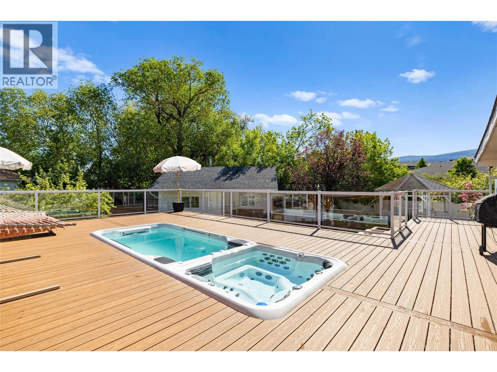  624 Armour Crescent, Kelowna