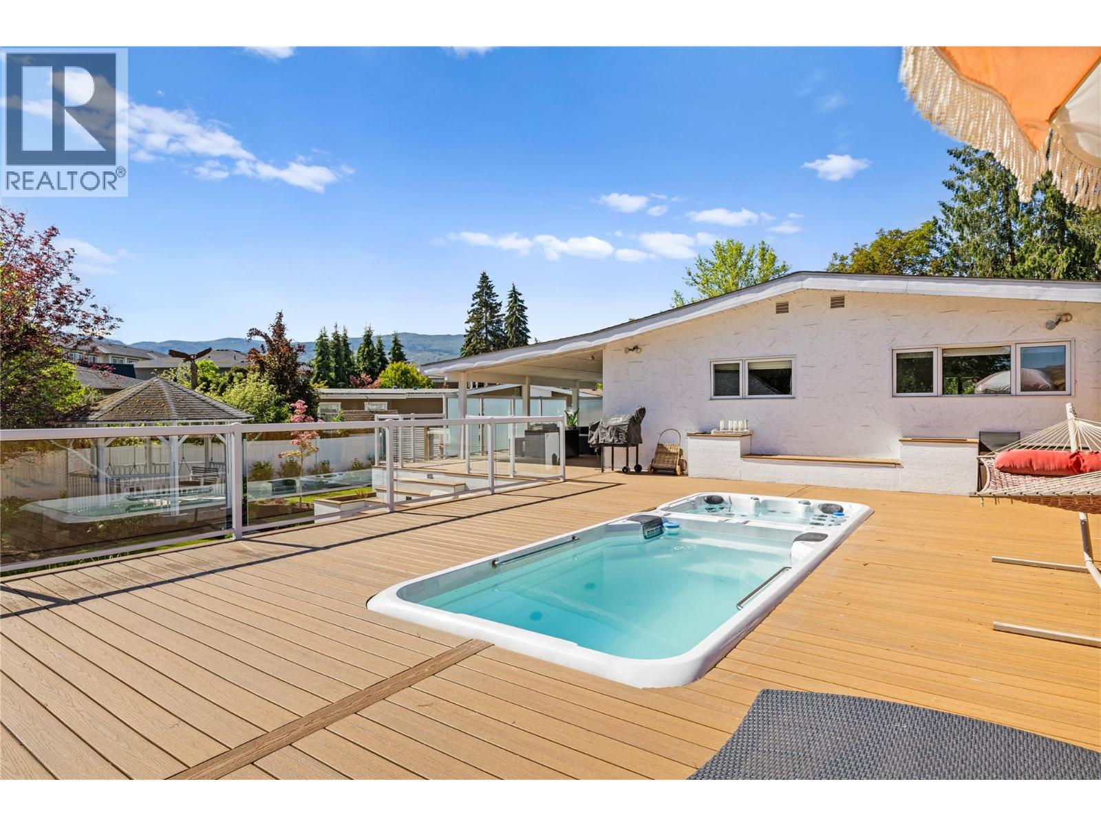  624 Armour Crescent, Kelowna