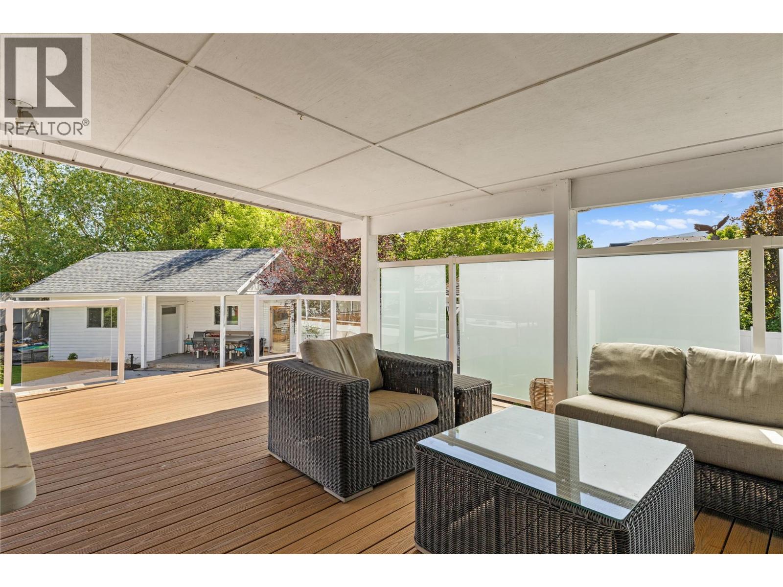  624 Armour Crescent, Kelowna
