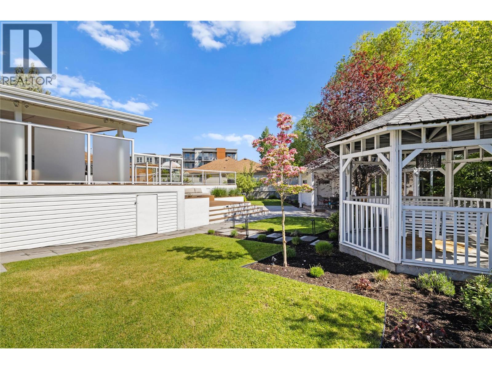  624 Armour Crescent, Kelowna