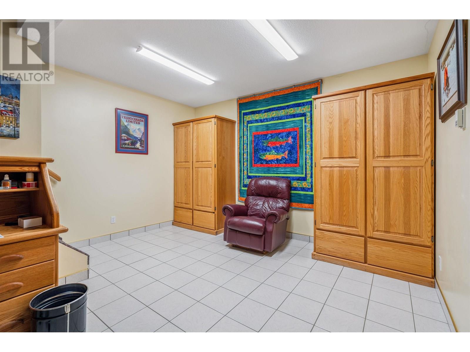 4490 BOWRON LAKE ROAD - 24