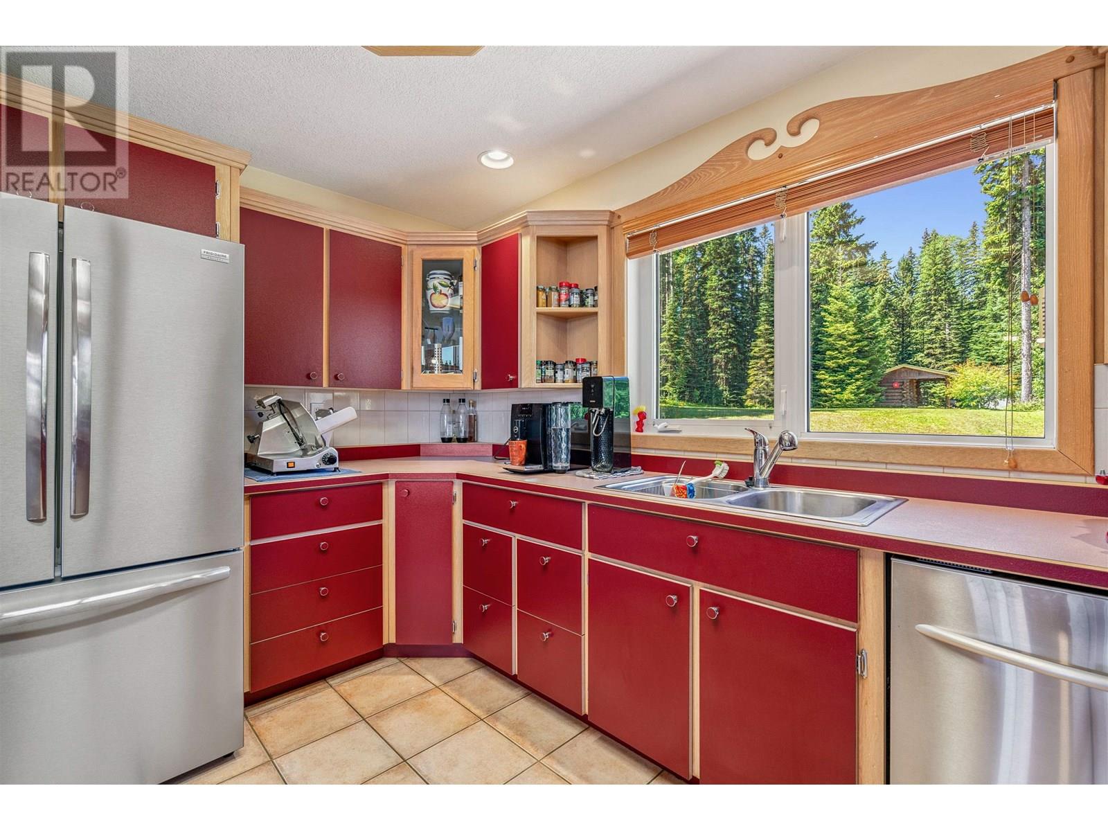 4490 BOWRON LAKE ROAD - 19