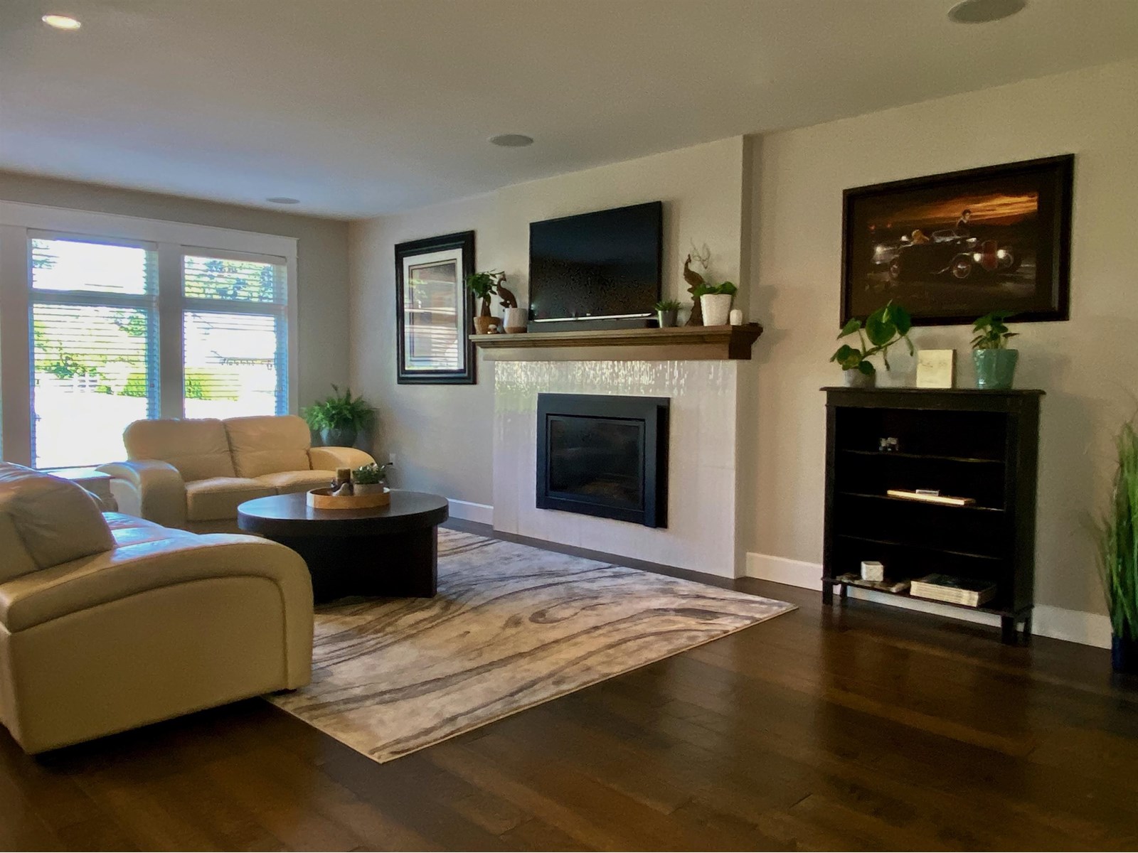 Photo 5 of 5707 247 A Street, Langley BC