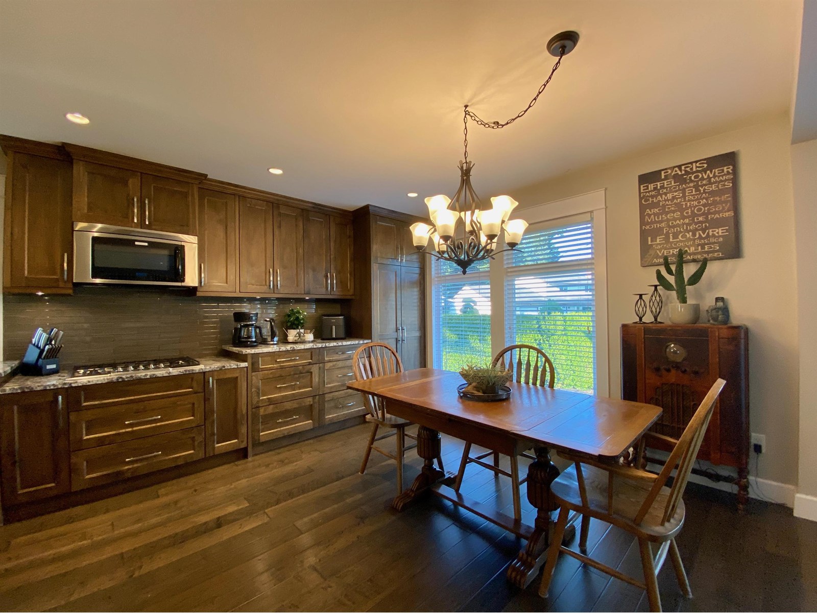 Photo 7 of 5707 247 A Street, Langley BC
