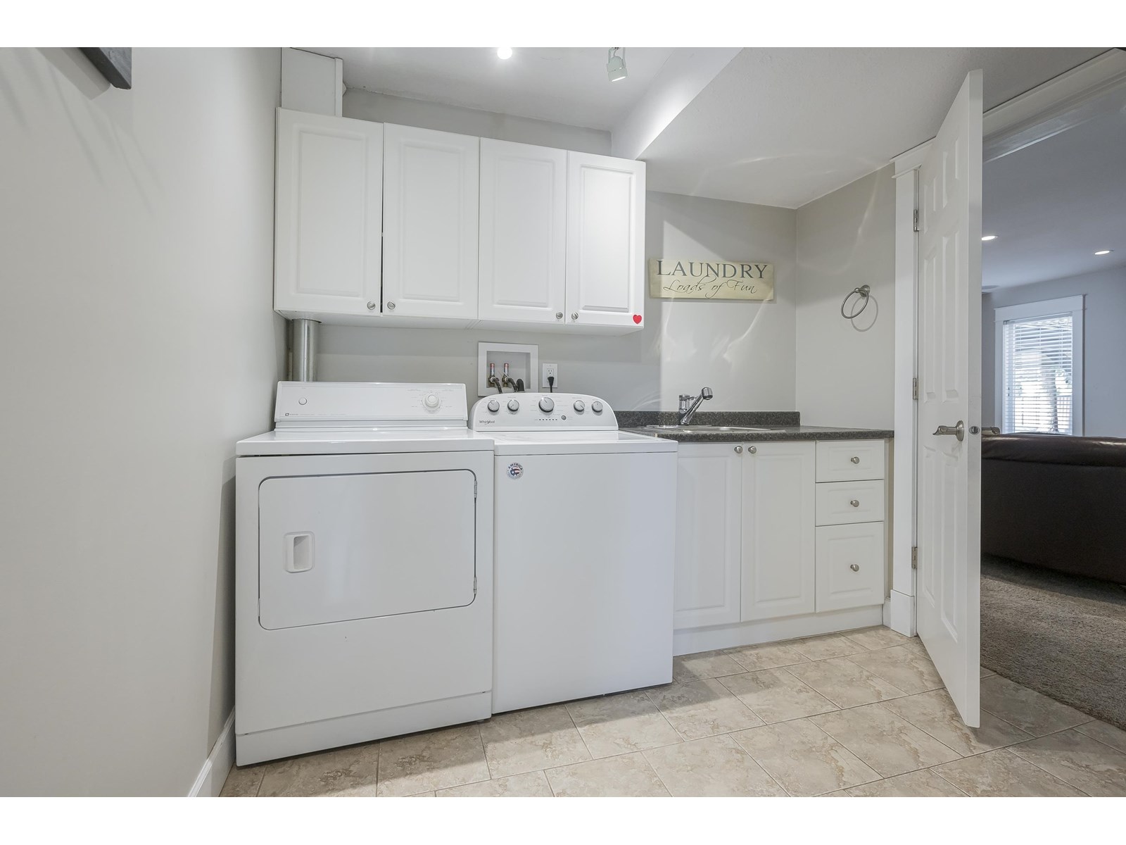Photo 17 of 5707 247 A Street, Langley BC