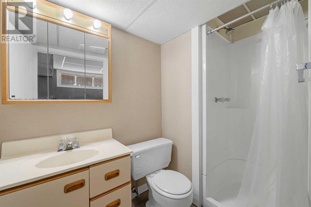 Photo 36 of 36 Brentwood Drive E, Strathmore AB