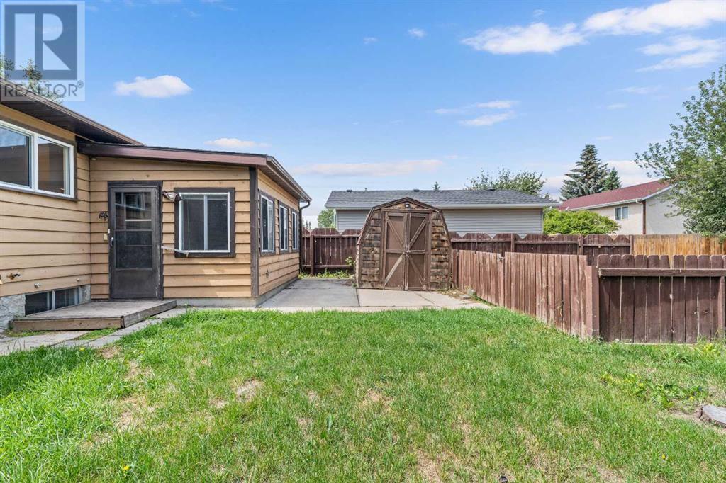 Photo 39 of 36 Brentwood Drive E, Strathmore AB