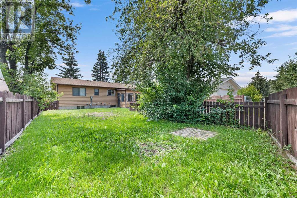 Photo 40 of 36 Brentwood Drive E, Strathmore AB