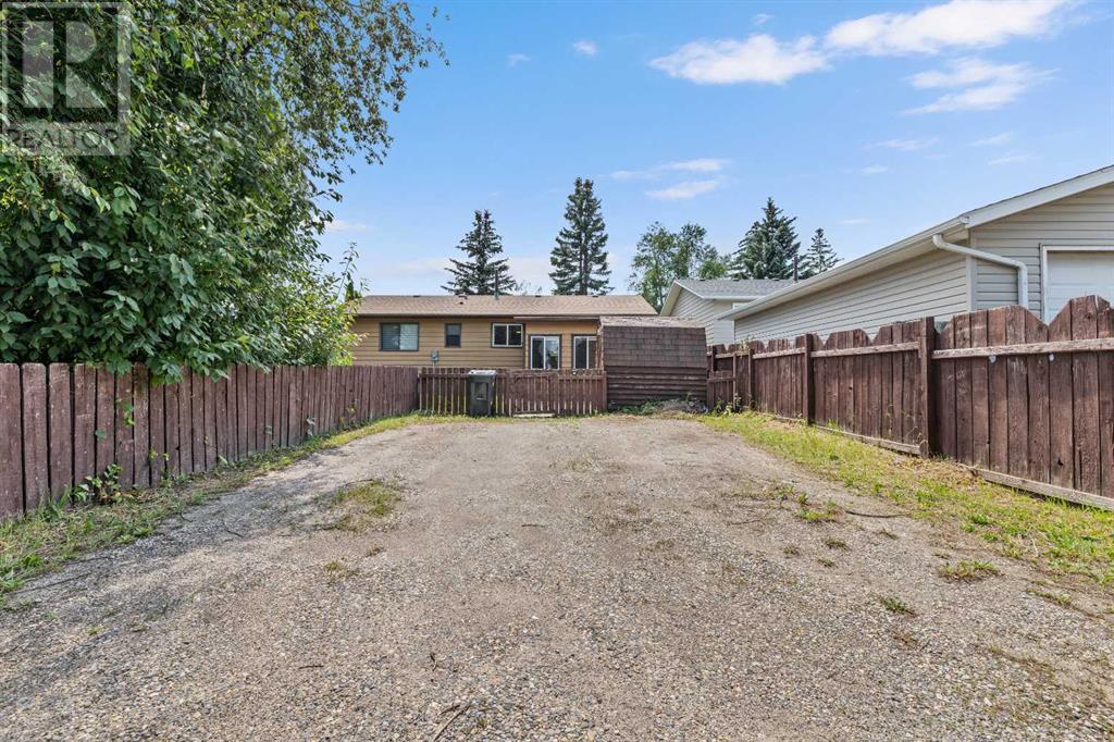Photo 42 of 36 Brentwood Drive E, Strathmore AB