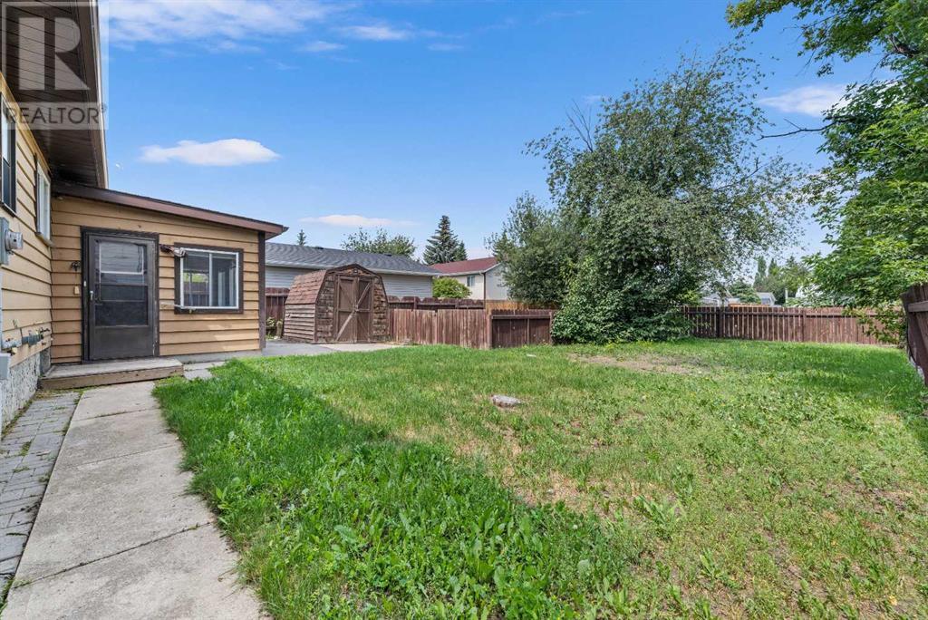 Photo 38 of 36 Brentwood Drive E, Strathmore AB