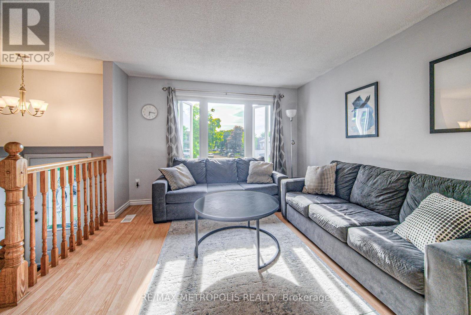 Photo 30 of 735 Elgin Street N, Cambridge ON
