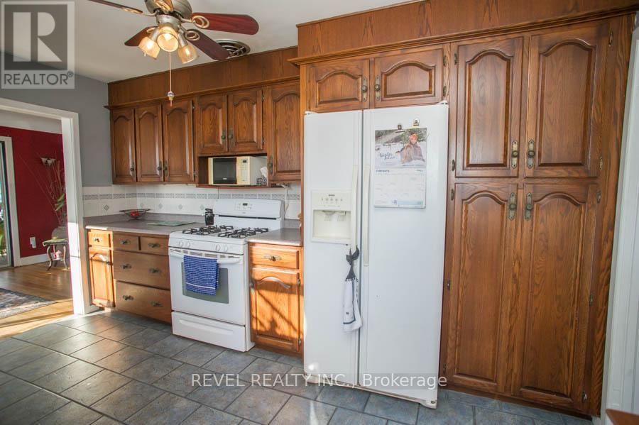 Photo 9 of 530 Mount Pleasant Road, Brantford ON