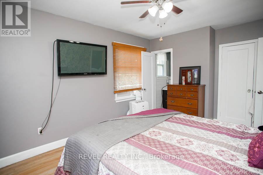 Photo 12 of 530 Mount Pleasant Road, Brantford ON
