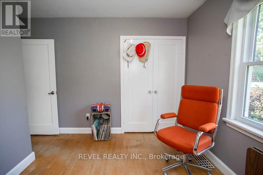 Photo 5 of 530 Mount Pleasant Road, Brantford ON