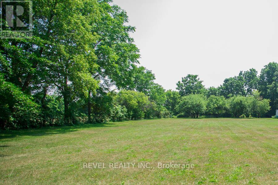 Photo 18 of 530 Mount Pleasant Road, Brantford ON