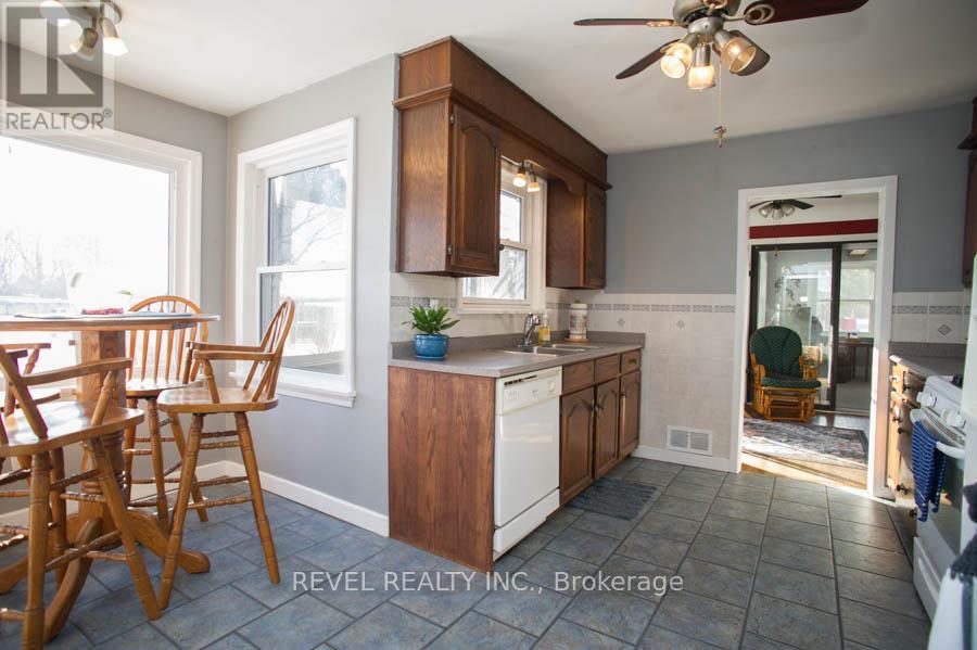Photo 30 of 530 Mount Pleasant Road, Brantford ON