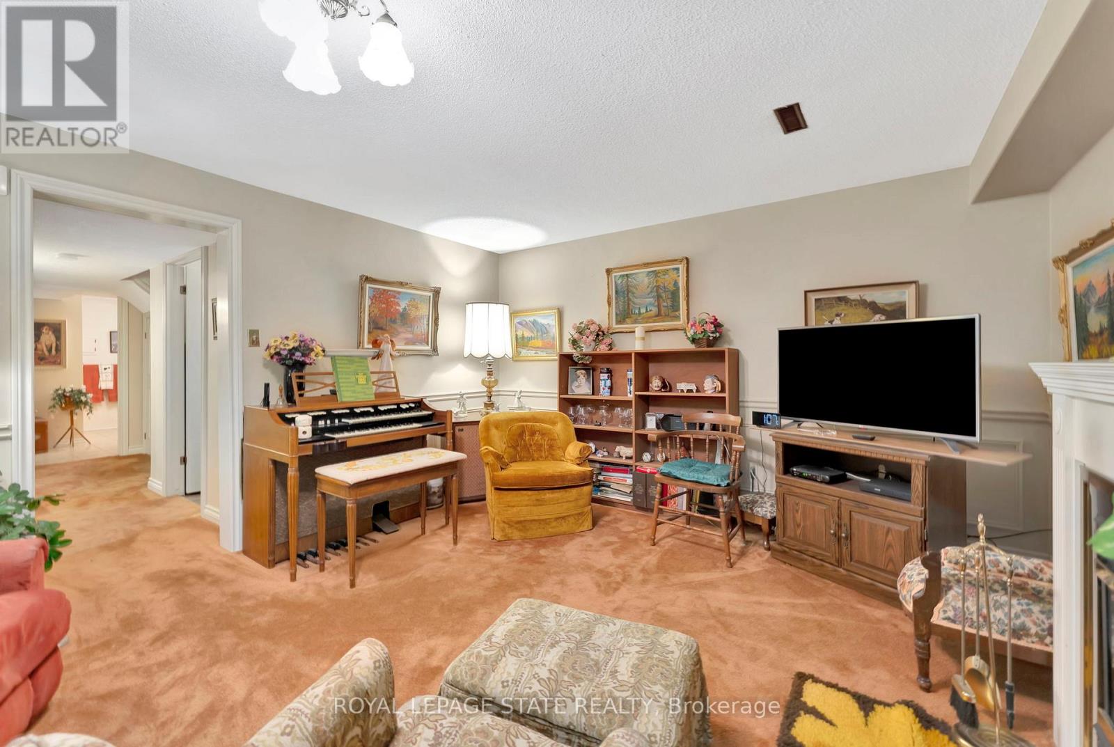 Photo 27 of 12 30 Osler Drive, Hamilton ON