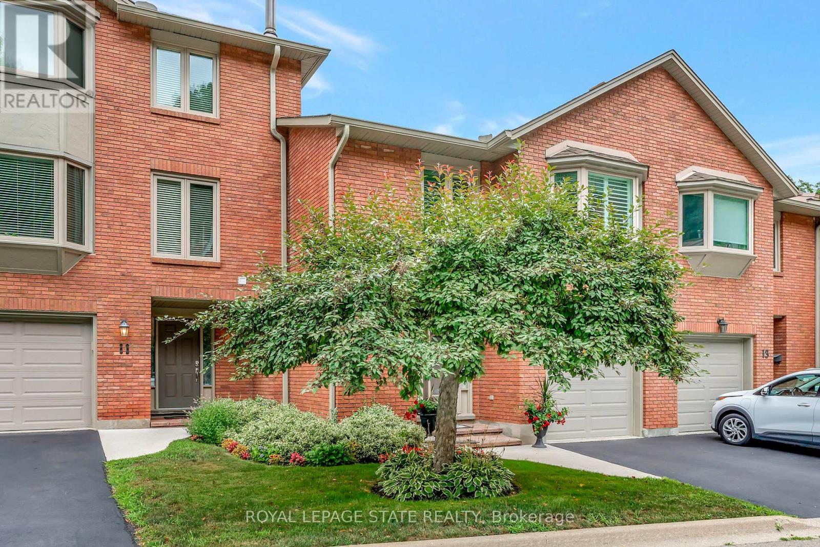 Photo 23 of 12 30 Osler Drive, Hamilton ON