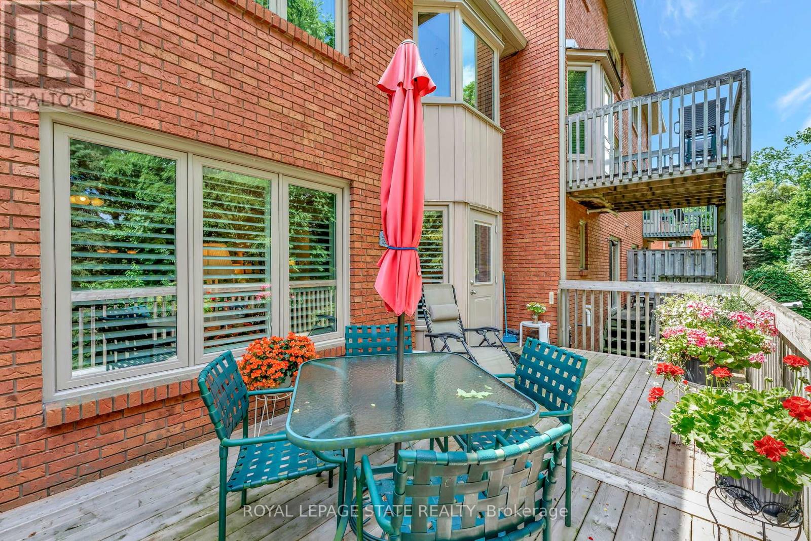 Photo 18 of 12 30 Osler Drive, Hamilton ON
