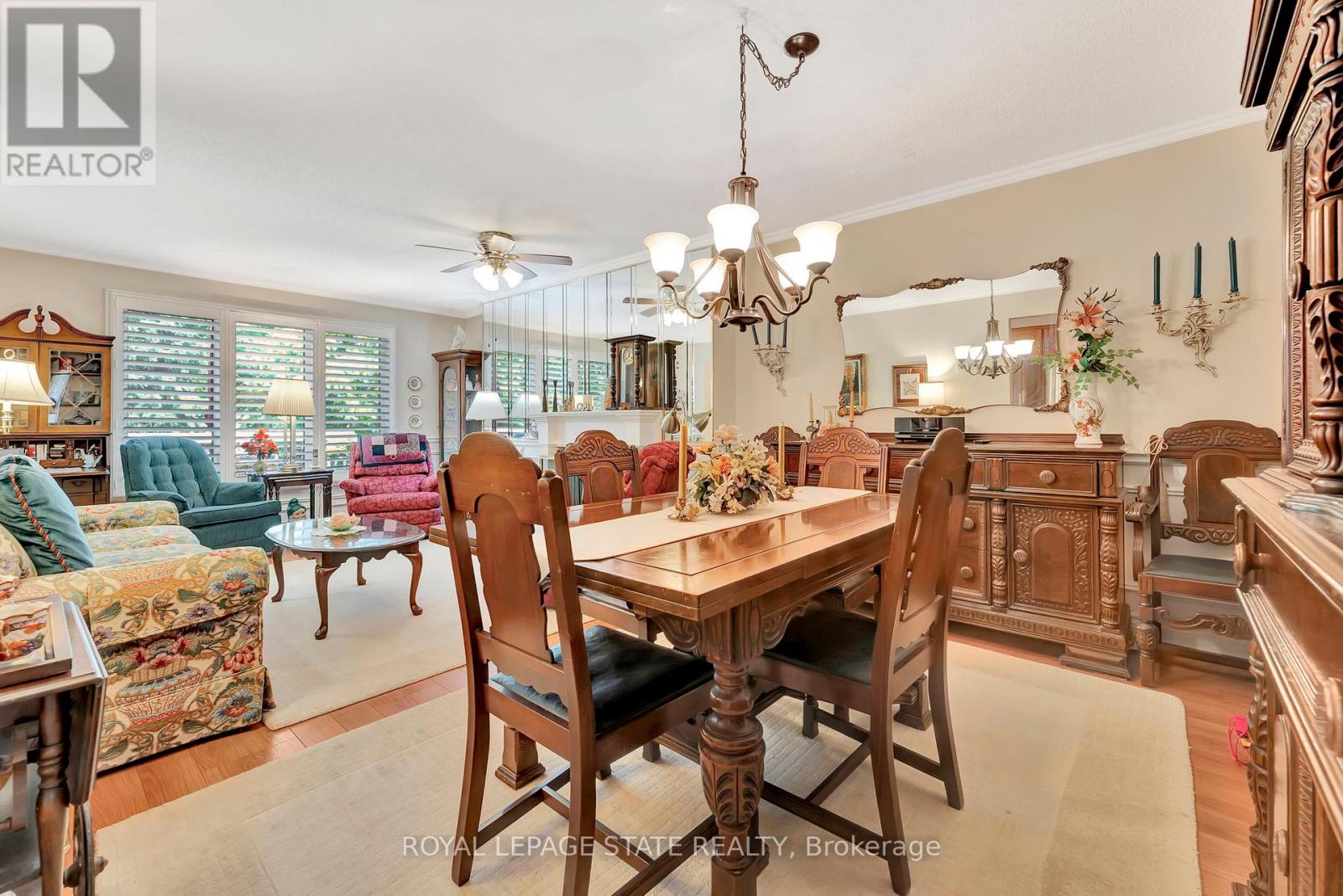 Photo 10 of 12 30 Osler Drive, Hamilton ON