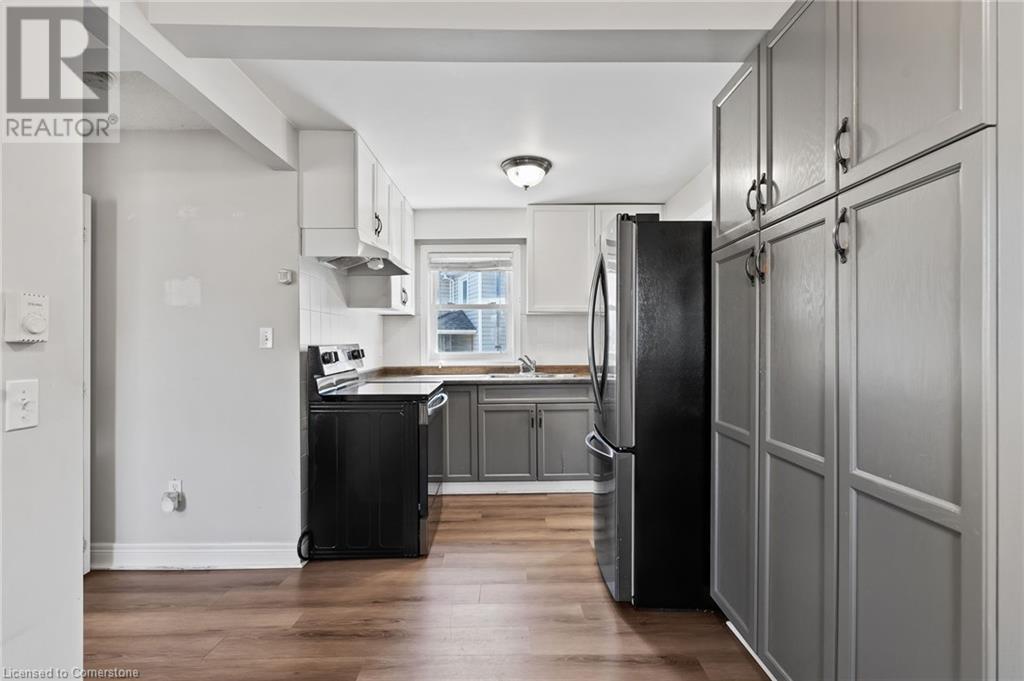 Photo 7 of 111 Rykert Street, St Catharines ON