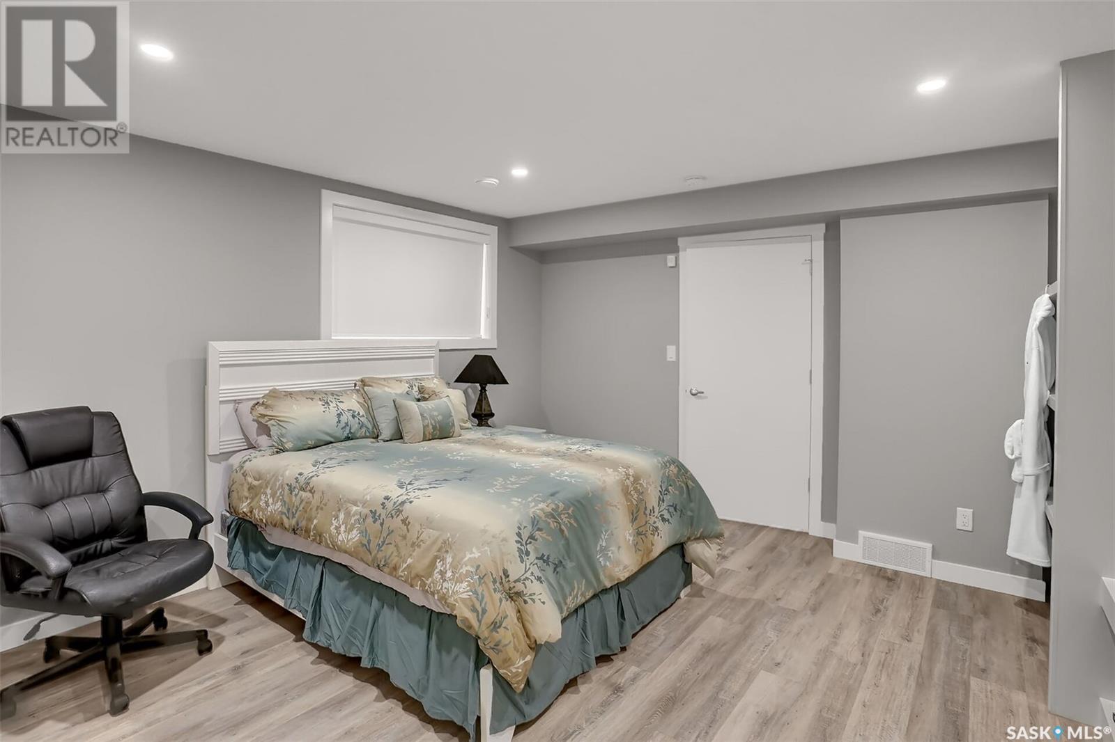 Photo 38 of 3684 Gee Crescent, Regina SK