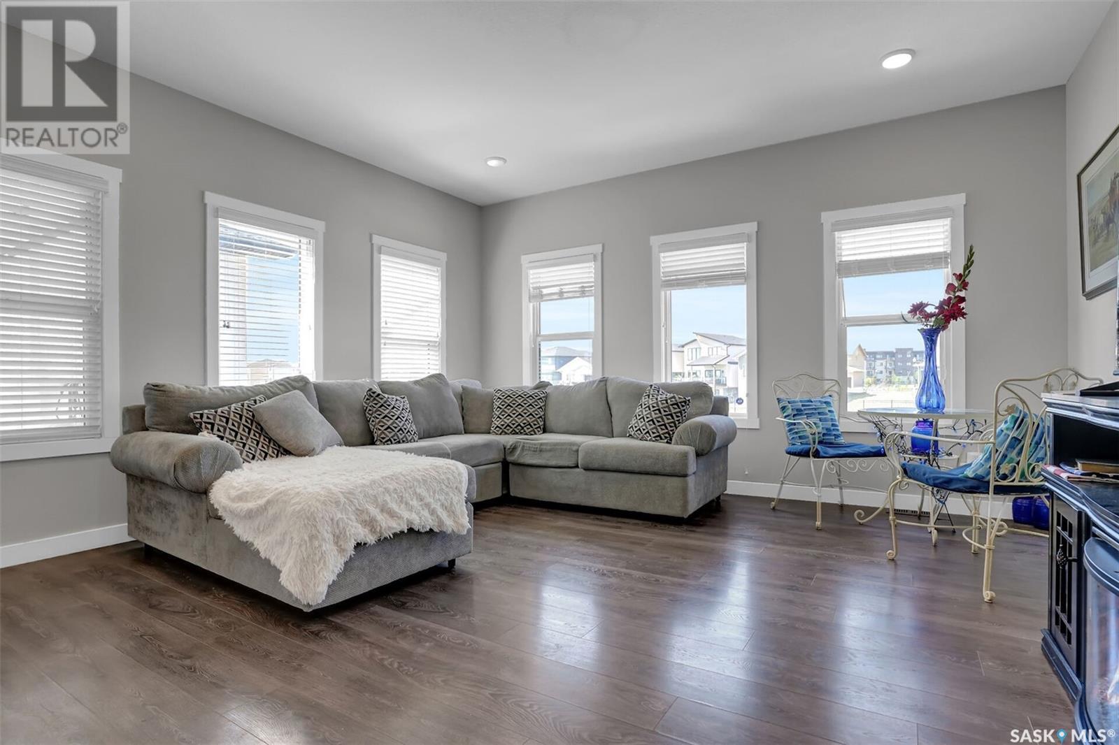 Photo 18 of 3684 Gee Crescent, Regina SK