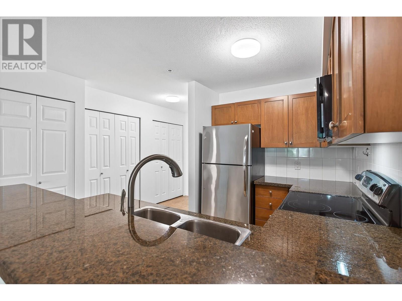 Photo 20 of 2316 244 Sherbrooke Street, New Westminster BC