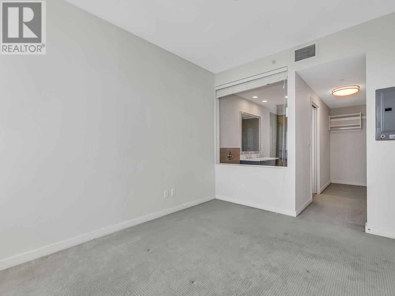 Photo 20 of 816 8688 Hazelbridge Way, Richmond BC