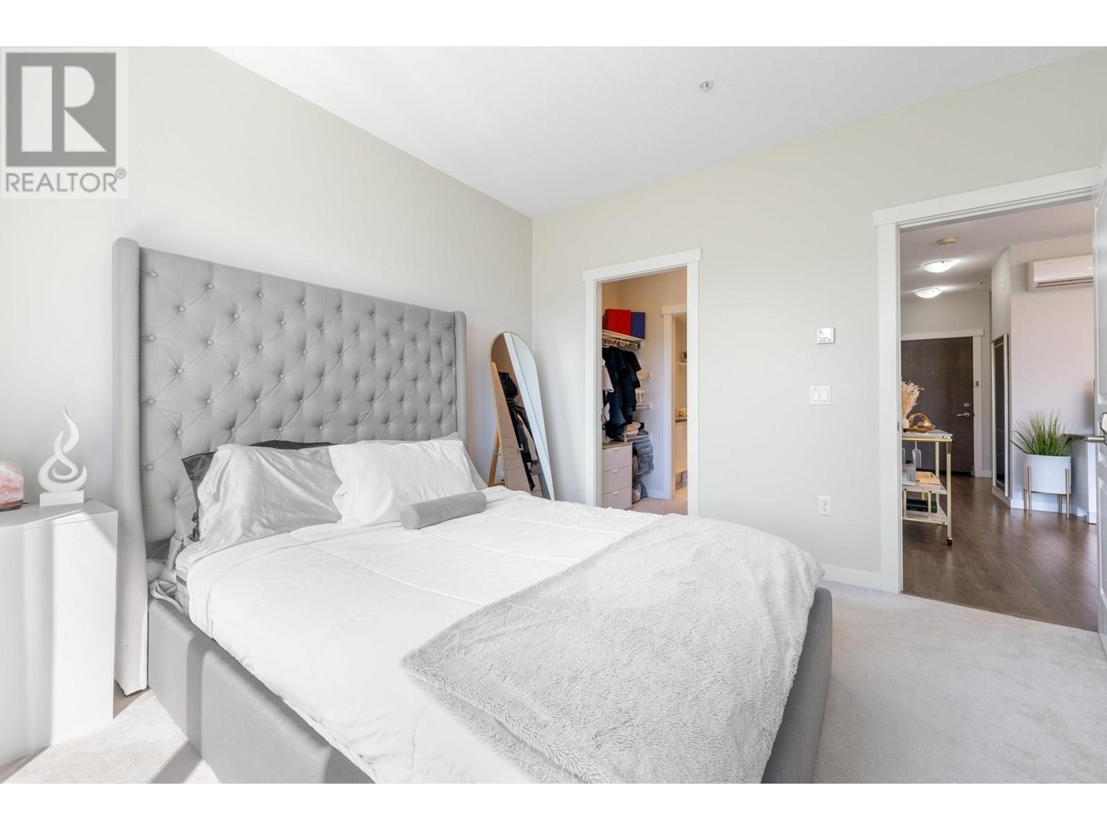 Photo 20 of 215 9388 Tomicki Avenue, Richmond BC
