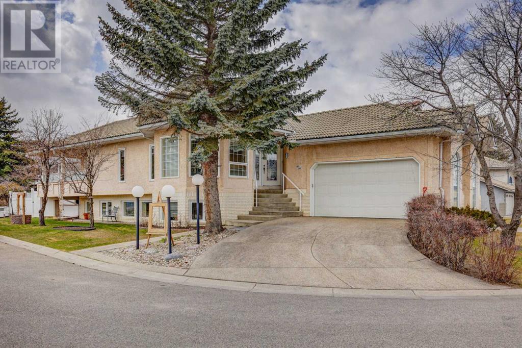 Single Family House Bungalow for Sale in  Santana Bay NW Sandstone Valley Calgary 