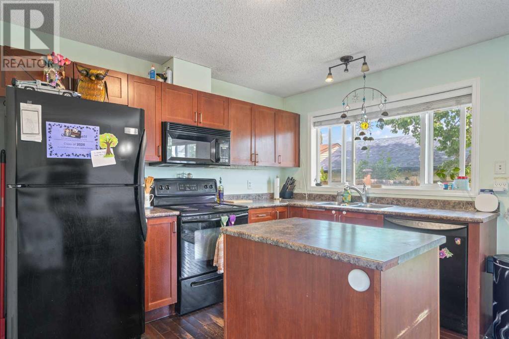 Single Family House for Sale in  Elgin Meadows View SE McKenzie Towne Calgary 
