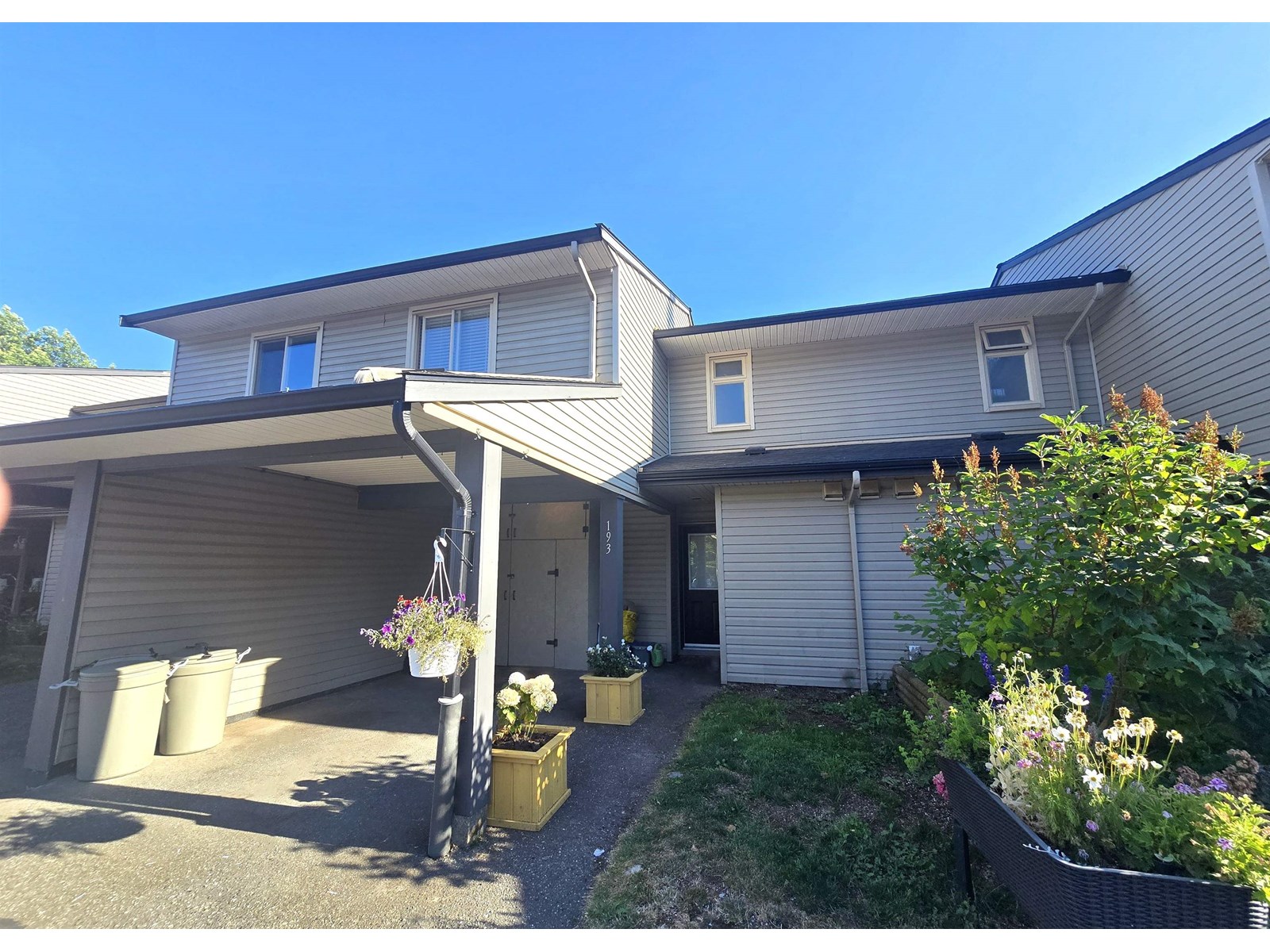 Photo 24 of 193 27456 32 Avenue, Langley BC