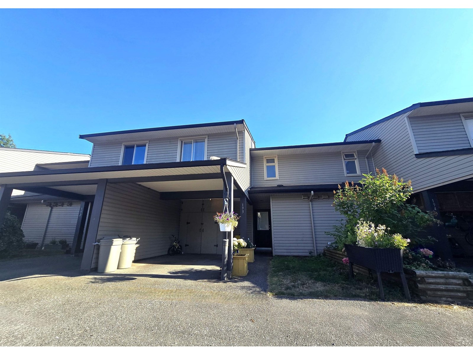 Photo 8 of 193 27456 32 Avenue, Langley BC